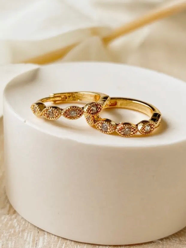 Bella Earring